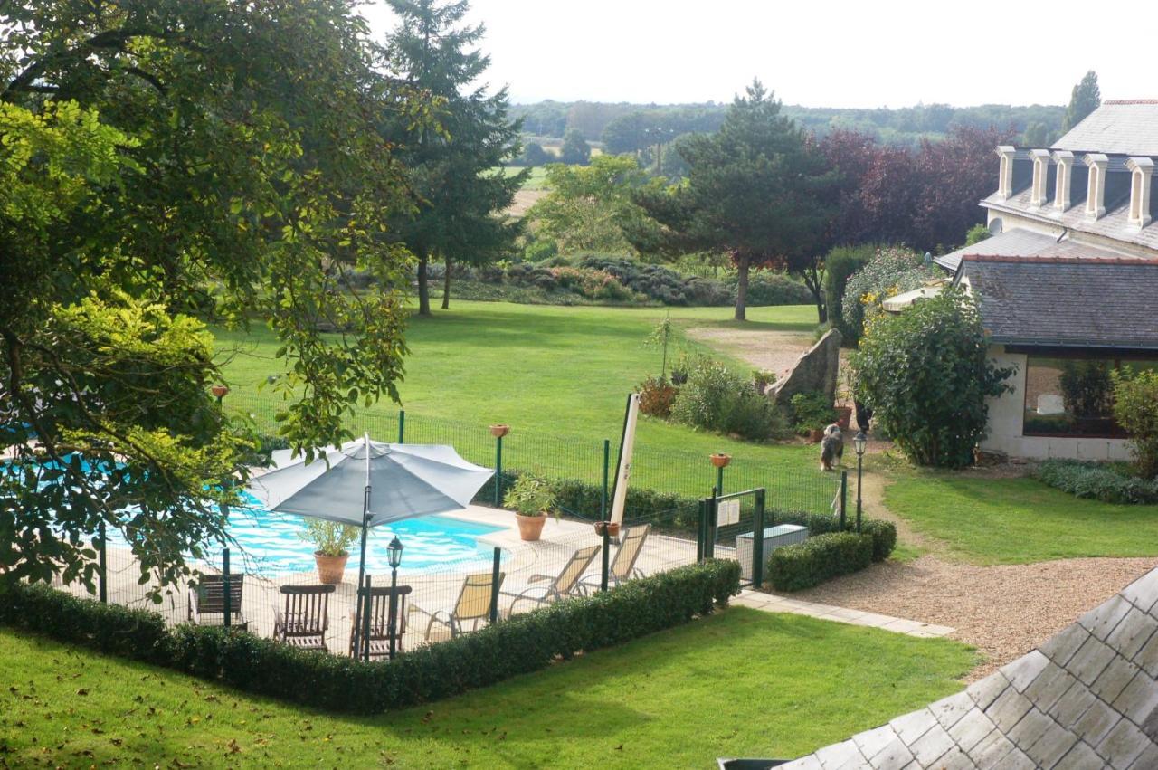 Le Logis Du Pressoir Self Catering Gites In Beautiful 18Th Century Estate In The Heart Of The Loire Valley With Heated Pool And Extensive Grounds. Les Bois-d'Anjou エクステリア 写真