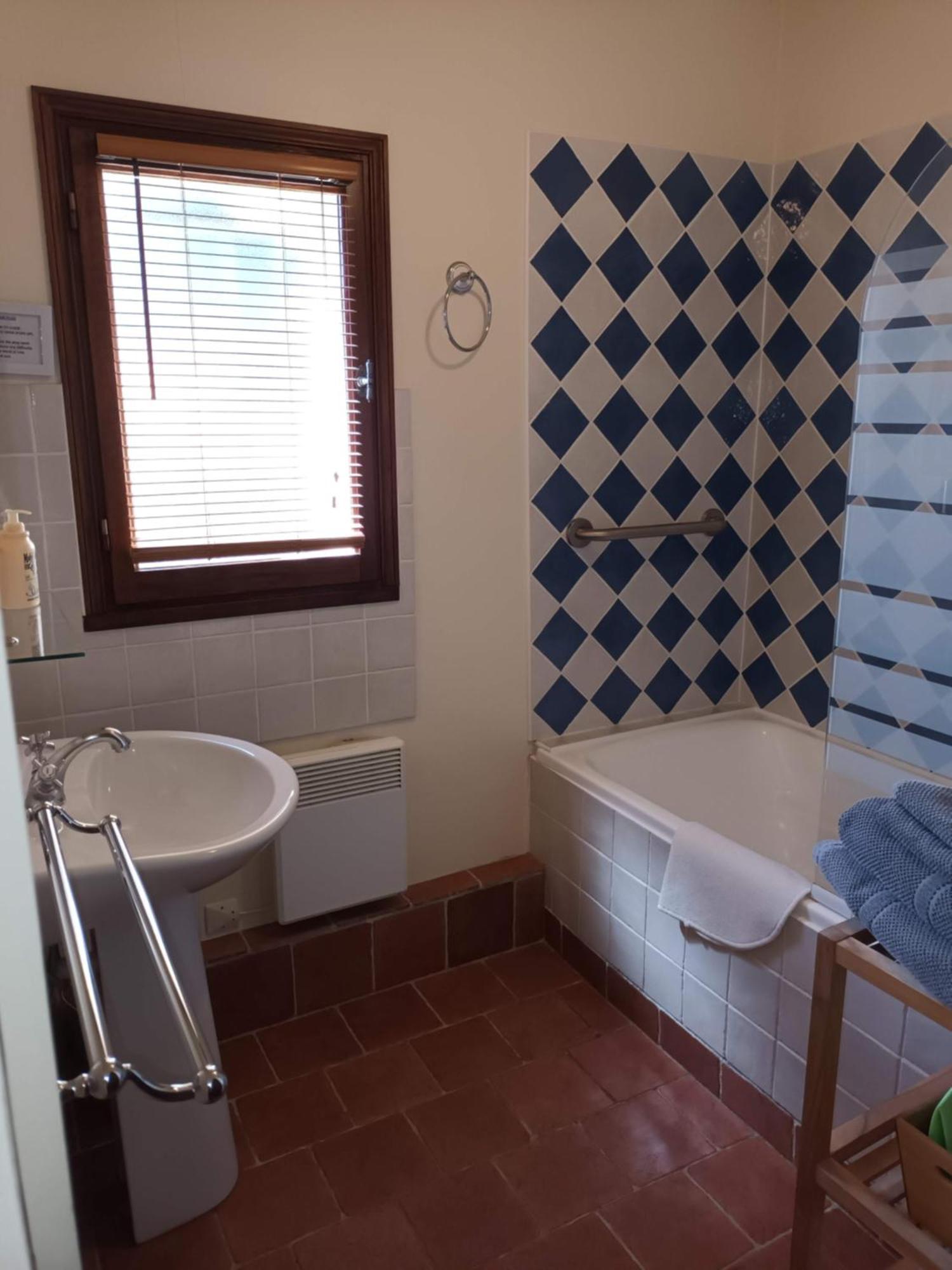 Le Logis Du Pressoir Self Catering Gites In Beautiful 18Th Century Estate In The Heart Of The Loire Valley With Heated Pool And Extensive Grounds. Les Bois-d'Anjou 部屋 写真